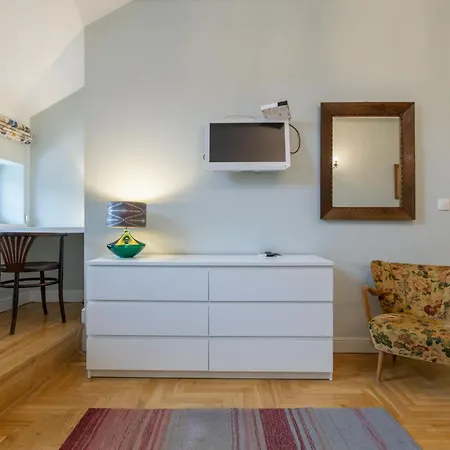 Apartment Rubin At Stunning Szeroka Street